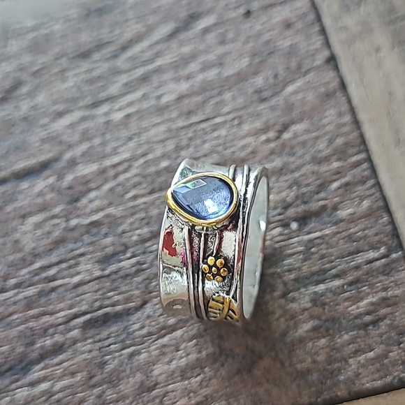 Size 8- Arabian Jewel Ring - Picture 3 of 3